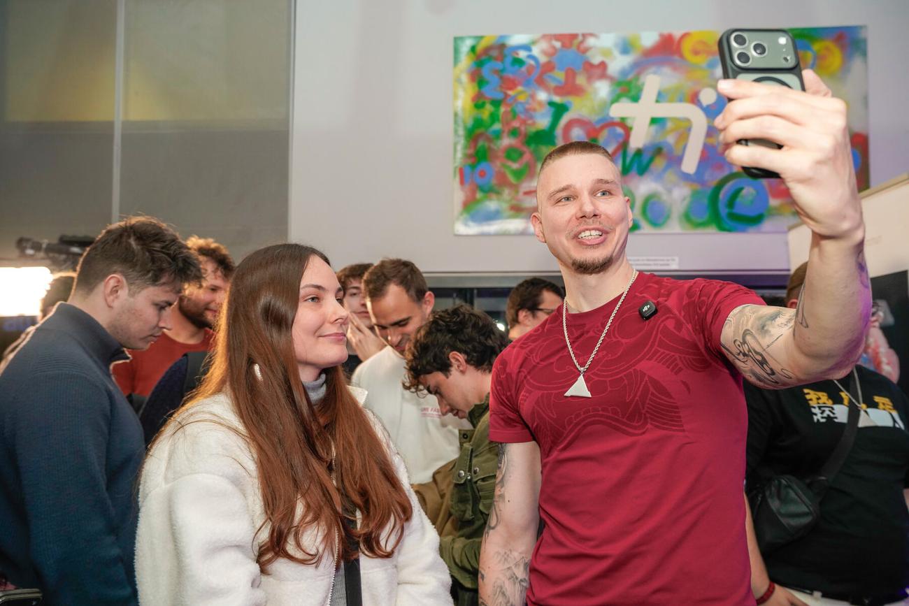 Selfie von SCOR mit Fans